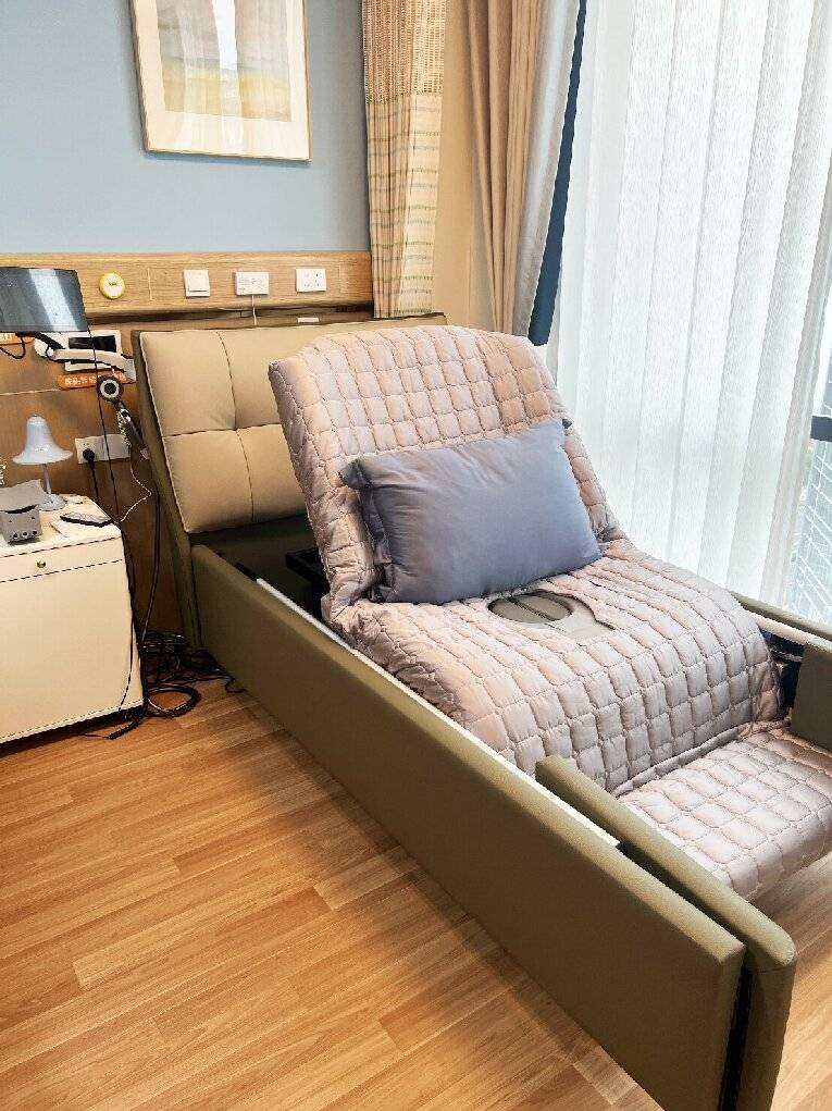 厂家、适老餐桌供应商、适老沙发制造商不朽情缘正规网站优质之选：护理床源头(图2)